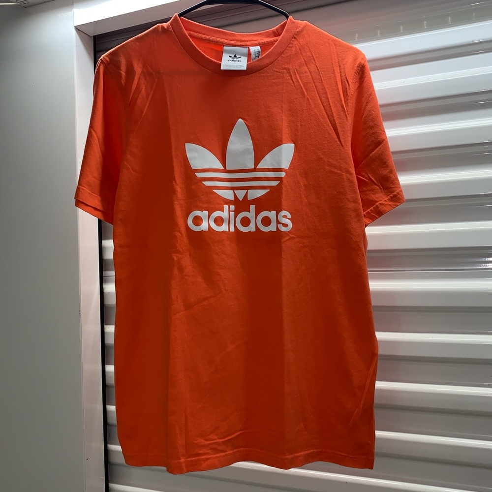 Adidas T Shirt Size Small